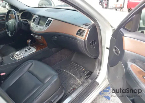 2009 Hyundai Genesis 3.8 из США, поврежденный, VIN KMHGC46E09U026051